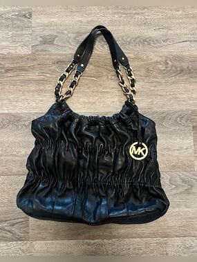 Michael Kors leather shoulder bag.